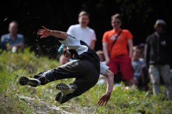 Gloucestershire Cheese Rolling 2013