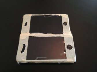 DIY Nintendo DS. Or Should We Call It iDS?