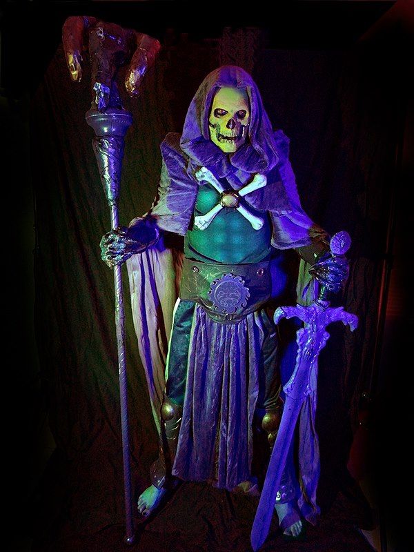 Black Light Glowing Skeletor Costume