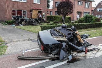 A terrible accident with Audi S8 from Belgium