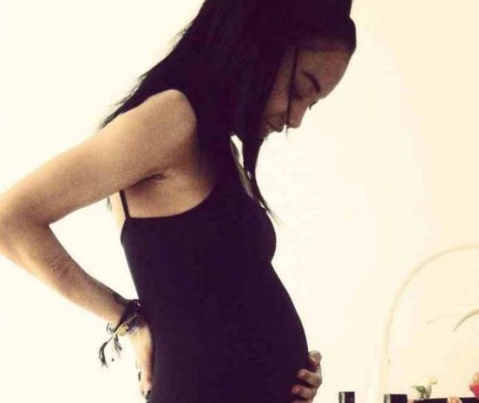 Anorexic Pregnant Girl