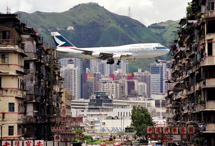 Kai Tak, World's Most Dangerous Airport in Hong Kong