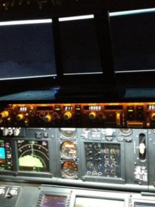 Boeing 737 Cockpit at Home