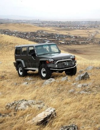 Homemade super-SUV, based on GAZ-66