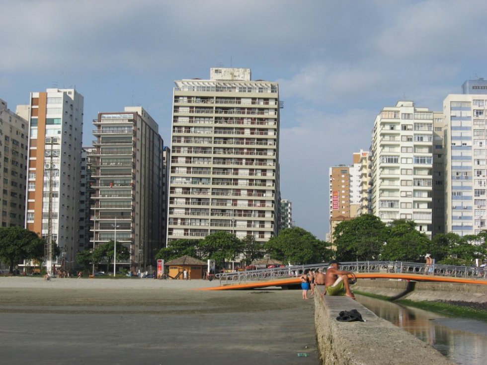 Santos - a sinking city in Brazil