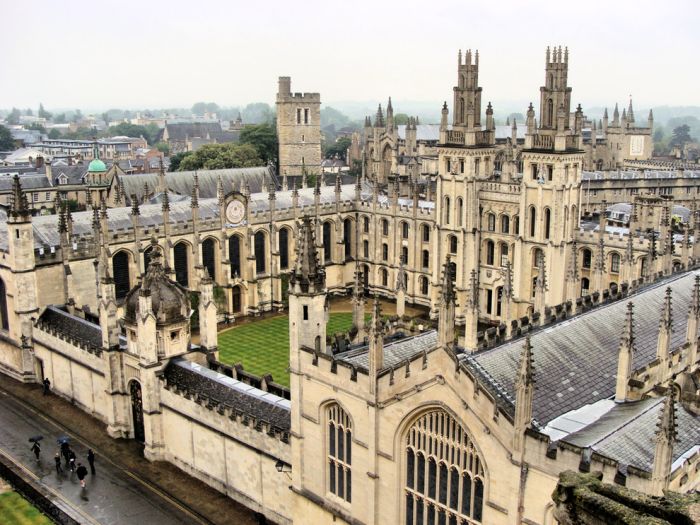 College Campuses That Looks Like Hogwarts