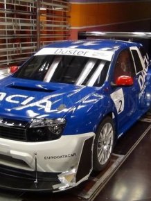 Rally Dacia Duster with engine from Nissan GT-R