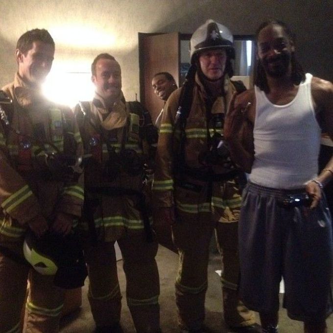 Snoop Dogg and Firefighters