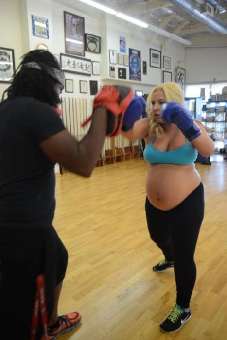 Pregnant Kickboxer