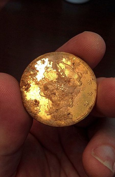 California Couple Finds $10M in Gold Coins