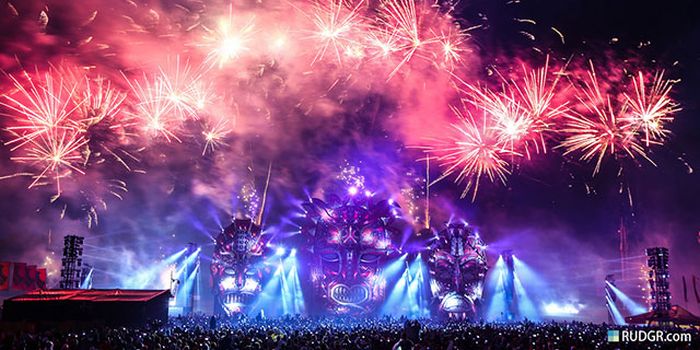 Cool EDM Festival Stages