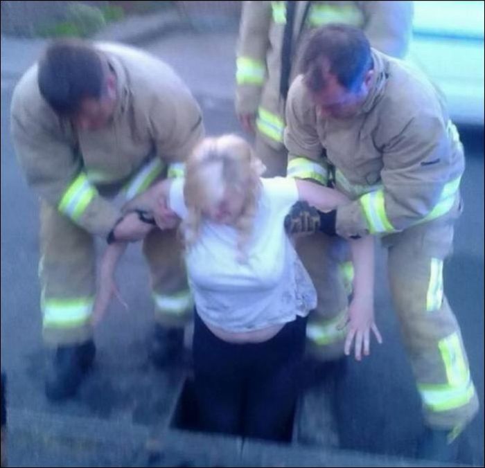 Girl Got Stuck in a Drain While She Tried to Retrieve Her iPhone