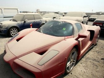 Abandoned luxury cars in Dubai