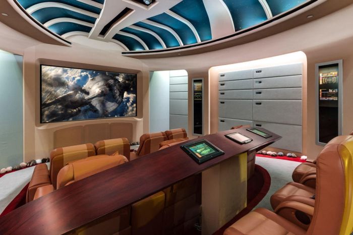 This House Has A Star Trek And A Call Of Duty Room