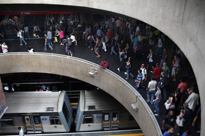 So Many People Riding The Subway In Sao Paulo
