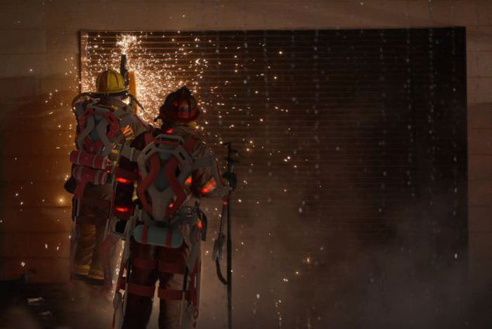 This Suit Will Make Firemen Unstoppable