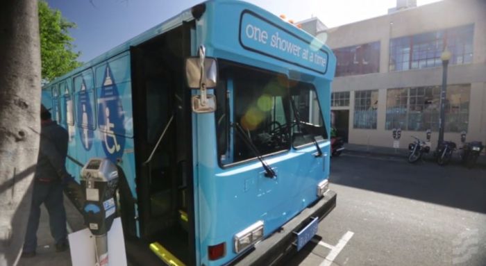 San Francisco Buses Give The Homeless A Shower