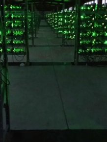 Inside a Large Bitcoin Farm