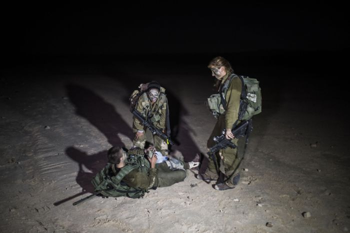 The Brave Women Of The Israeli Army