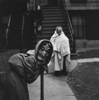 Vintage Costumes That Are Extremely Creepy