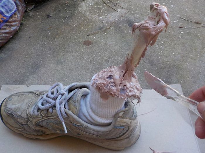 How To Make An Awesome Severed Leg For Halloween