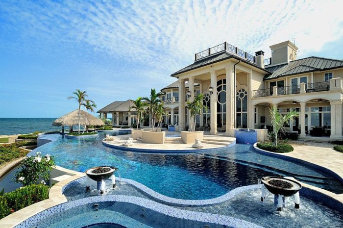 Expensive Houses That Look Amazing