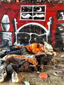 Artists Creates Homeless Dreams