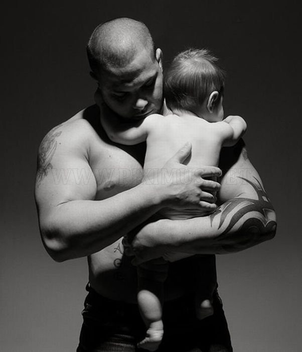Precious Moments of Father and Child 
