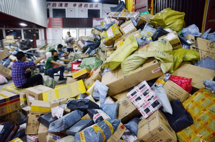 Inside Chinese Postal Service