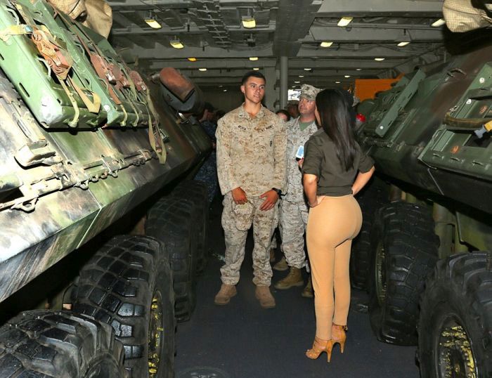 Kim Kardashian Visits Soldiers In Abu Dhabi