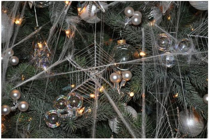 Ukrainians Decorate Their Christmas Trees A Little Differently