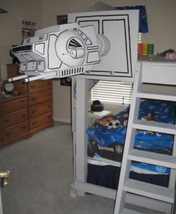 These Parents Created The Most Epic Star Wars Bed Of All Time