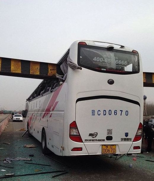 Bus Crash Costs This Vehicle Its Roof