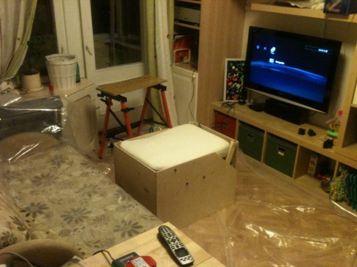 A Homemade Gaming Seat For The Gamer With A Small Space