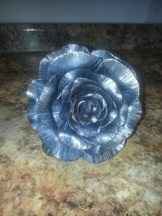 Metal Valentine's Day Roses For The One You Love