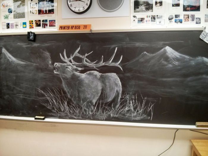 Teacher Uses Amazing Chalkboard Artwork To Inspire His Students