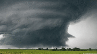 These Looping Gifs Of Supercell Thunderstorms Are Hypnotizing