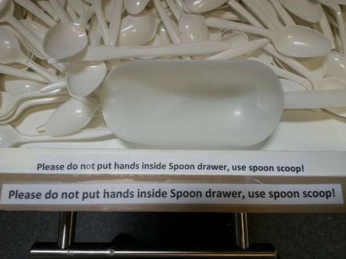 These Hilarious Office Notes Make Work Worth Going To
