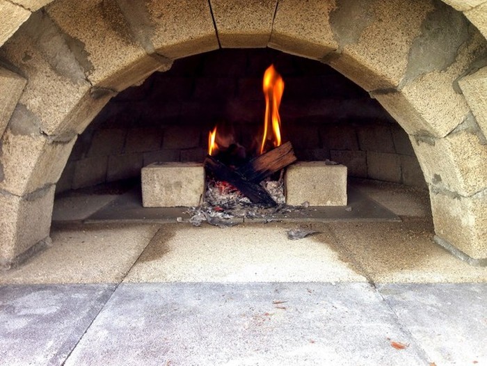 This Man Built A Brick Pizza Oven In His Own Backyard