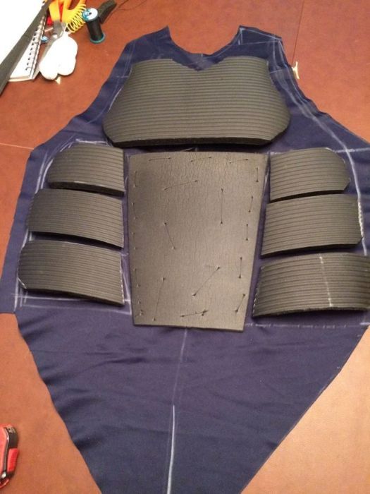 How A Real Life Batman Suit Would Stack Up Against Knives And Fists