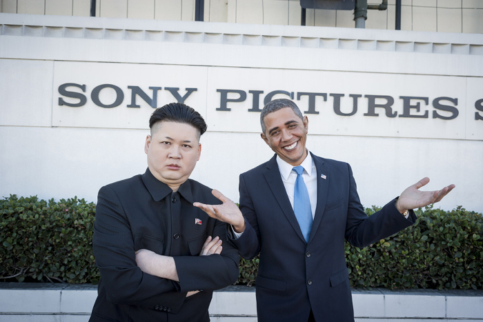 Barack Obama and Kim Jong Un Impersonators Stroll Through L.A. Together