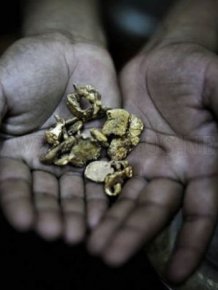 Gold Rush in Peru 