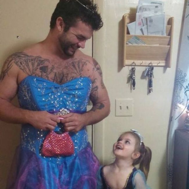 Uncle Wears Princess Costume To The Movie Theater To Comfort His Niece