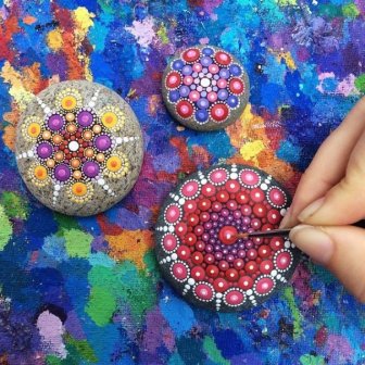 Artist Creates Amazing Mandalas By Painting Ocean Stones
