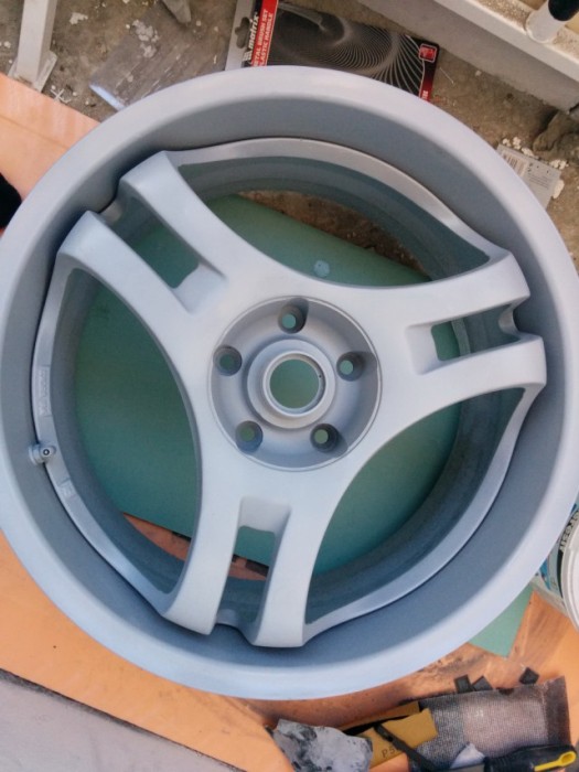 Man Turns His Wheel Rim Into The Ultimate PC