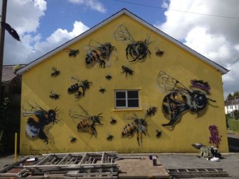 Street Artist In London Paints Bee Murals To Help Raise Awareness