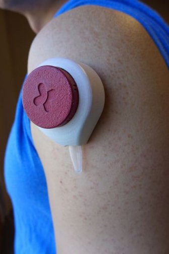 This Device Draws Blood Without Using A Needle