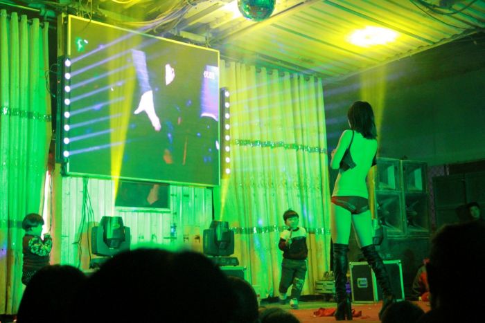 Chinese Authorities Are Cracking Down On Strippers At Funerals