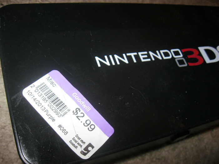 Man's Finds Something Incredible In A Nintendo 3DS Case