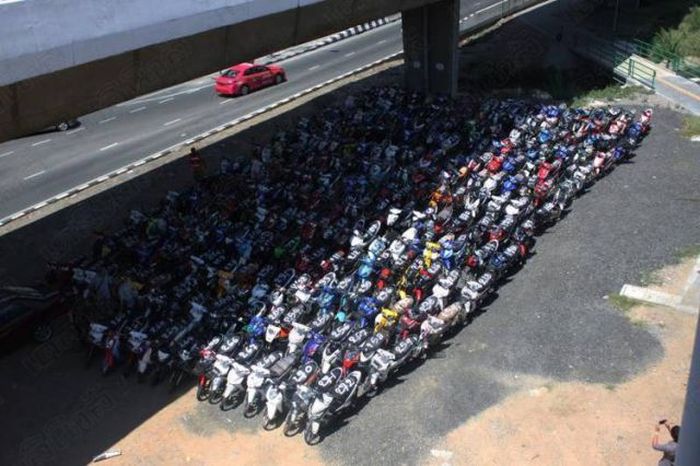 425 Bikers Got Busted For Street Racing In Thailand